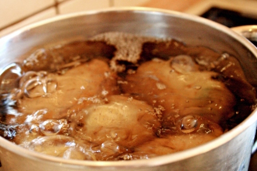 strawberry-dumpling-boiling-potatoes